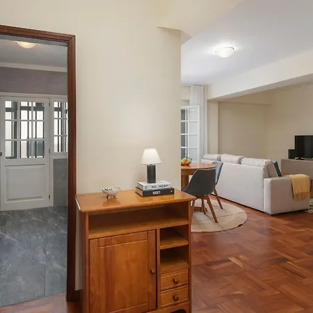 Casa Da By An Island * Funchal (Madeira)